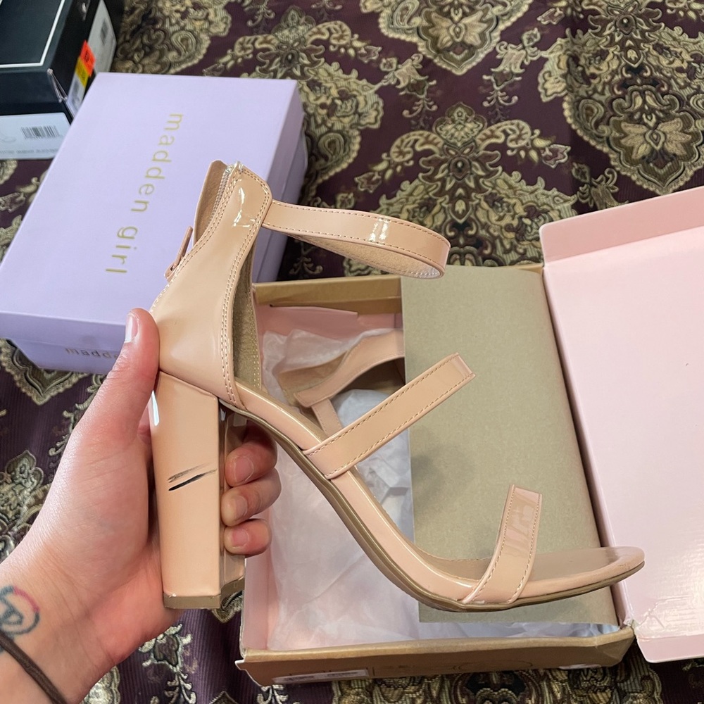 Charlotte Russ nude pink heels. Size 9